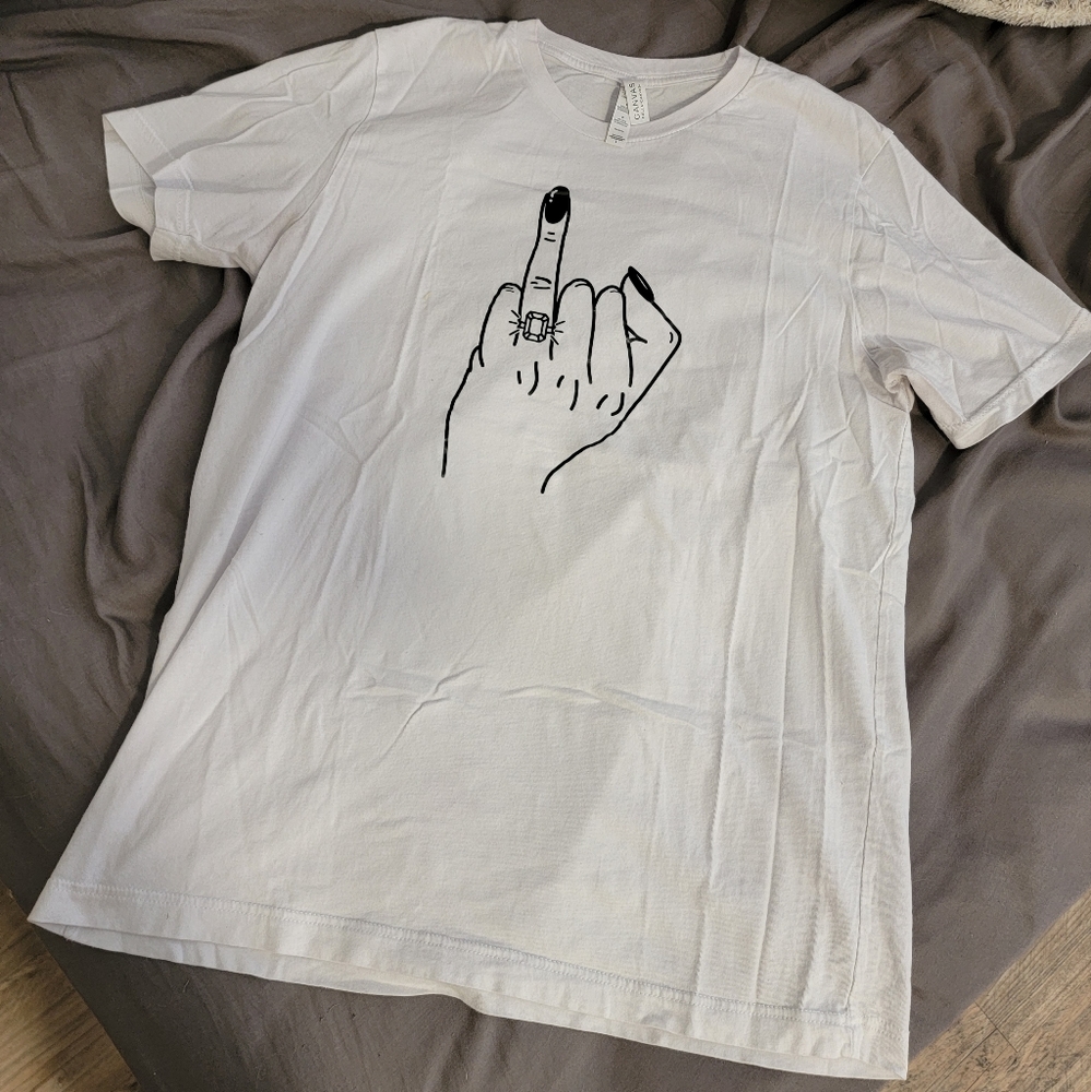 Men's Large Tshirt